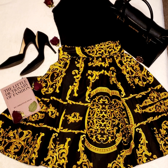 look at me Dresses & Skirts - Skirt